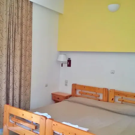 Irini And Apartment *