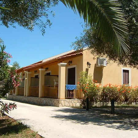 Irini And Apartamento