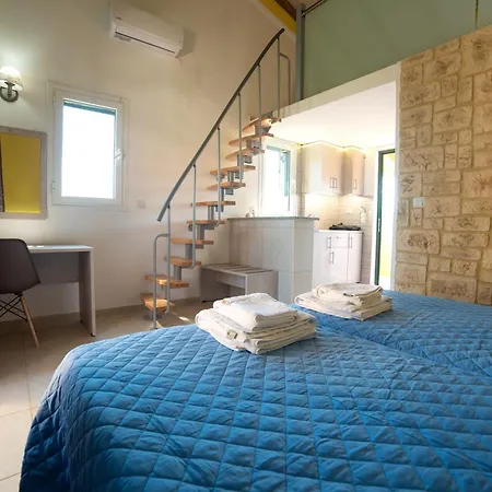 Irini And Apartmán Kávos