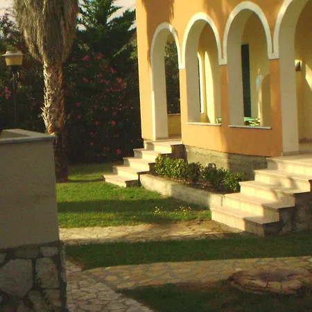 Irini And Appartement